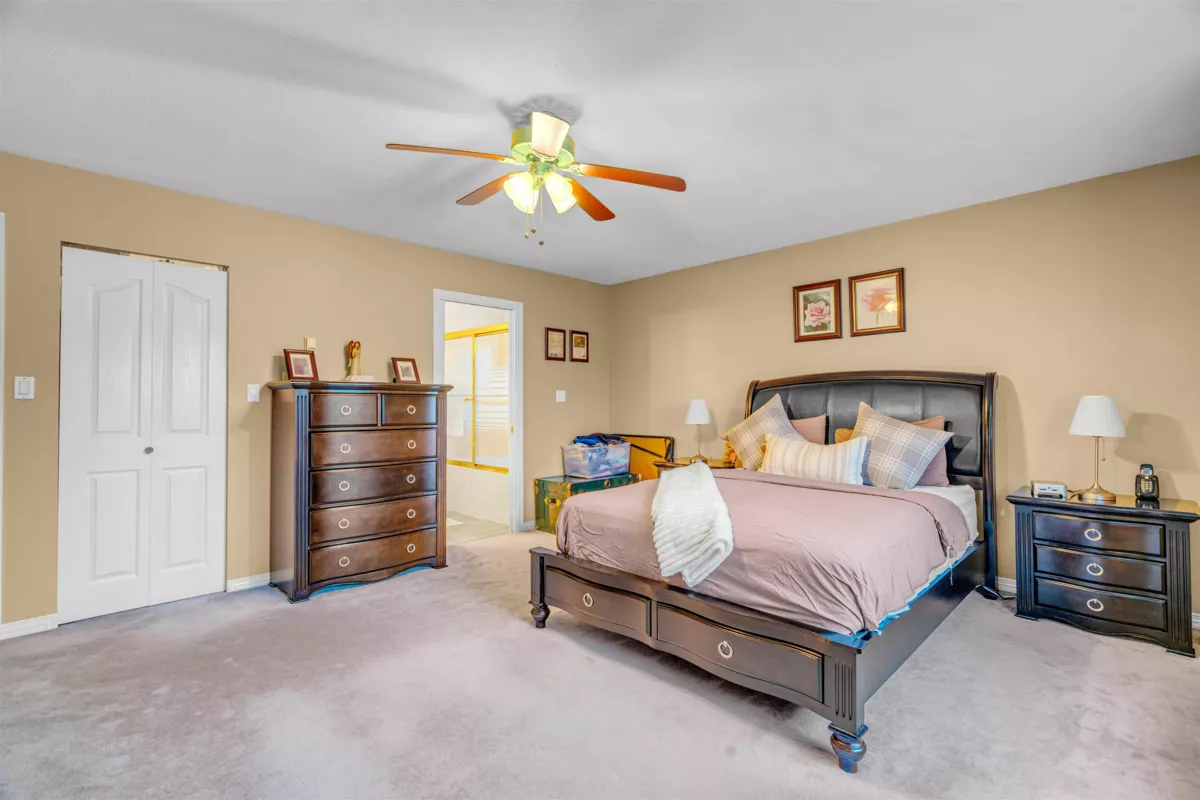 Office / Den Photo of 15878 99a Avenue, Surrey, BC