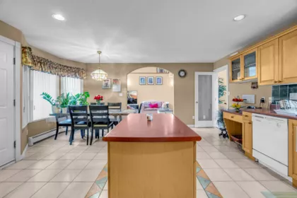 Primary Bedroom Photo of 15878 99a Avenue, Surrey, BC