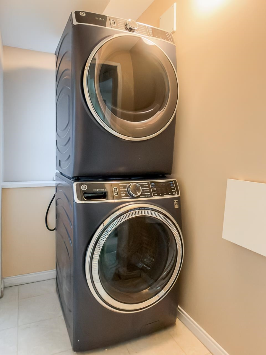 Hallway Photo of 328 3000 Riverbend Drive, Coquitlam, BC