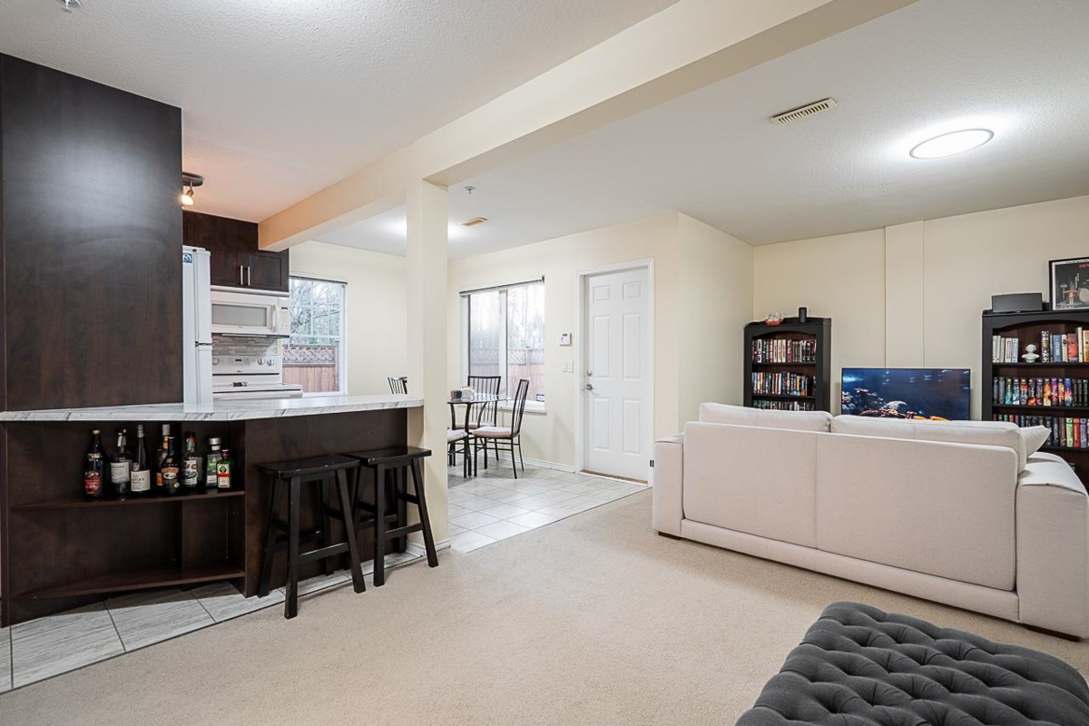 Office / Den Photo of 328 3000 Riverbend Drive, Coquitlam, BC