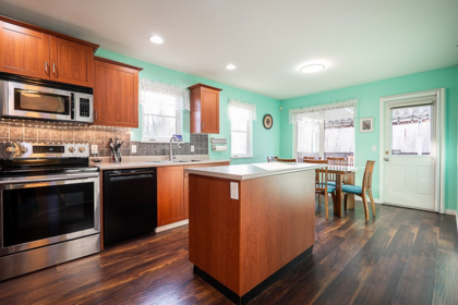 328 3000 Riverbend Drive, Coquitlam, BC