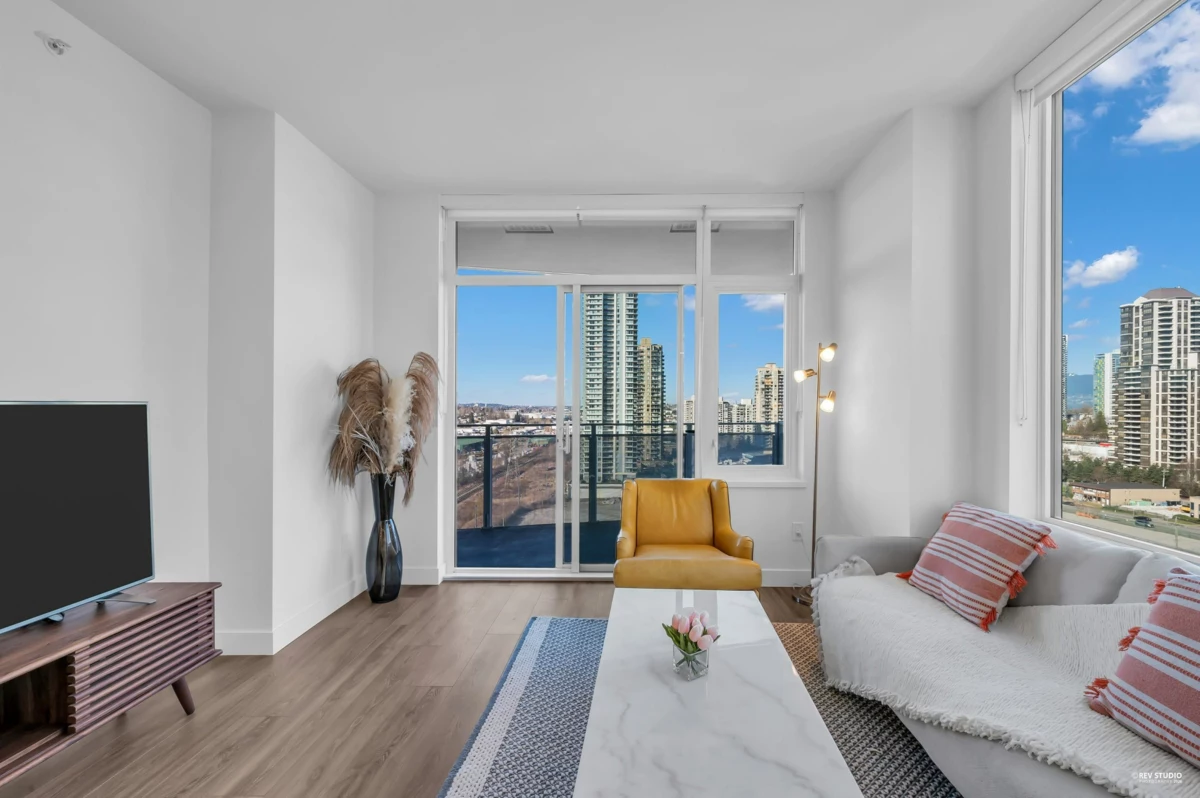 Kitchen Island Photo of 1307 4433 Alaska Street, Burnaby, BC