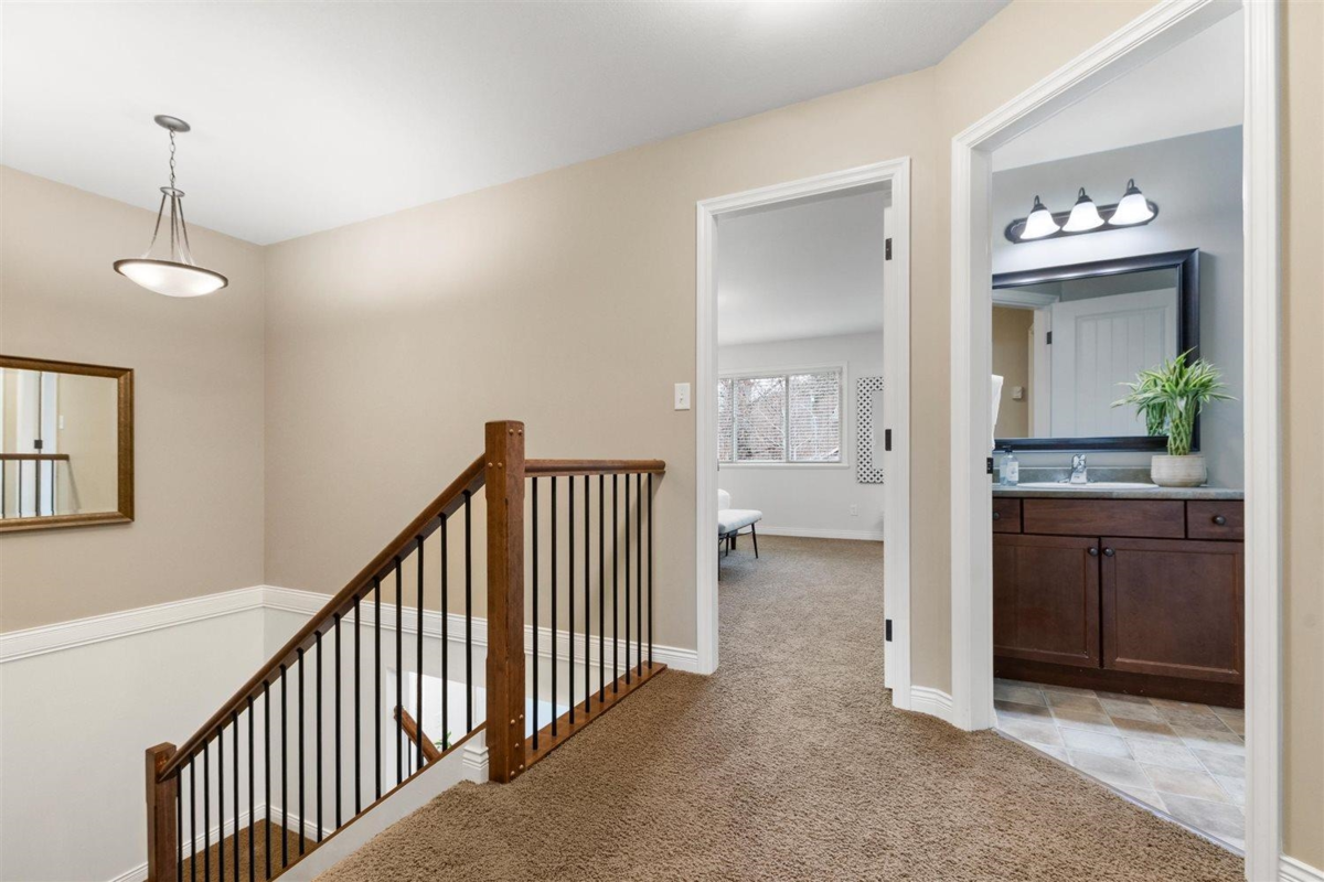 Guest Bathroom Photo of 23 46808 Hudson Road, Chilliwack, BC