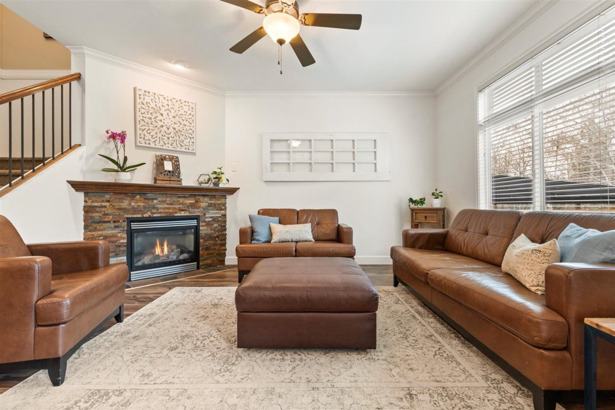 Living Room Photo of 23 46808 Hudson Road, Chilliwack, BC