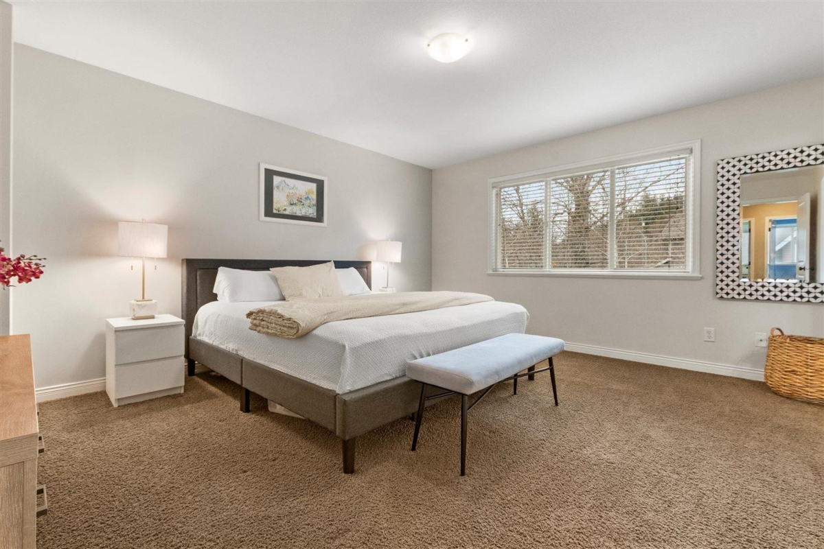 Powder Room Photo of 23 46808 Hudson Road, Chilliwack, BC