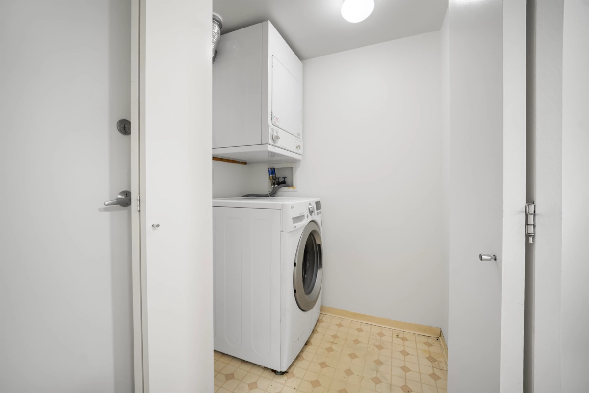 Outdoor Deck Photo of 602 8180 Granville Avenue, Richmond, BC