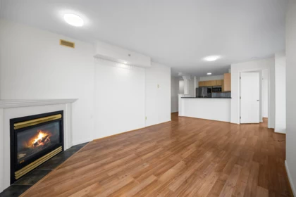 Kitchen Photo of 602 8180 Granville Avenue, Richmond, BC