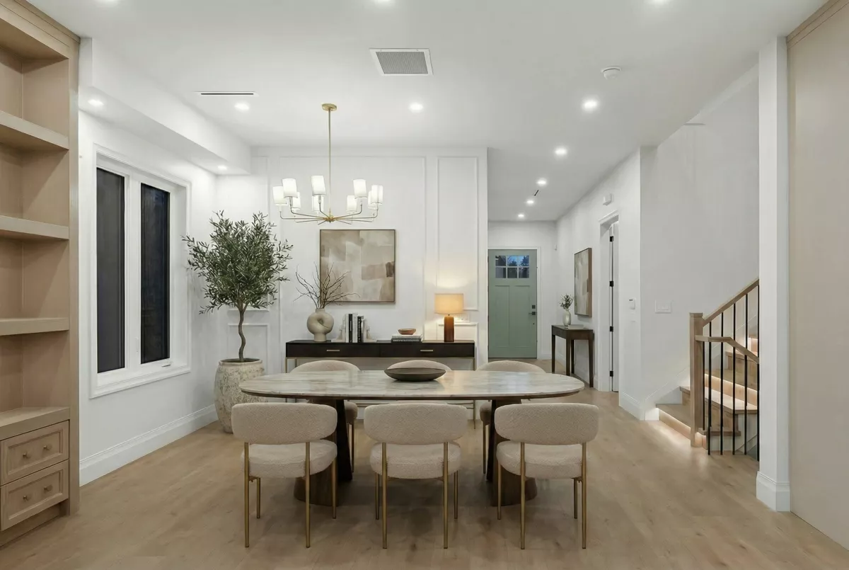 Dining Area Photo of 101 18171 59 Avenue, Surrey, BC