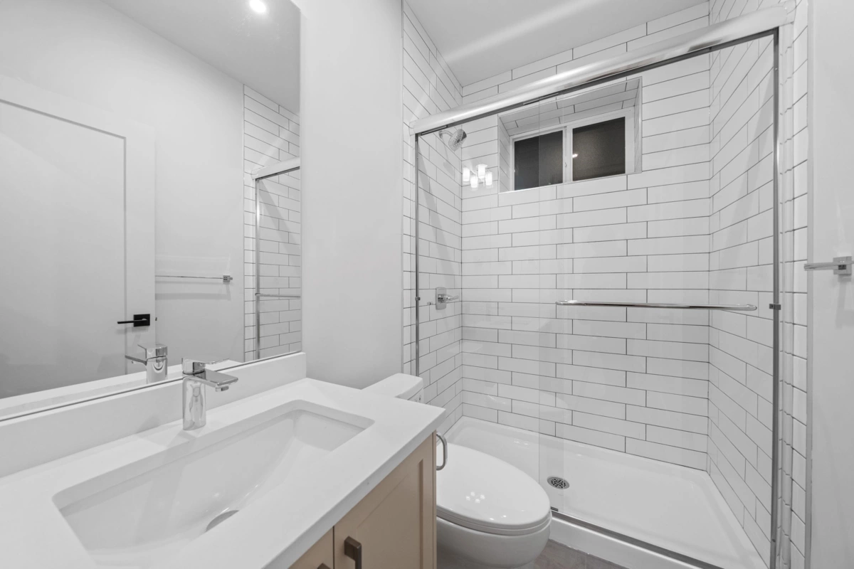 Mudroom Photo of 101 18171 59 Avenue, Surrey, BC