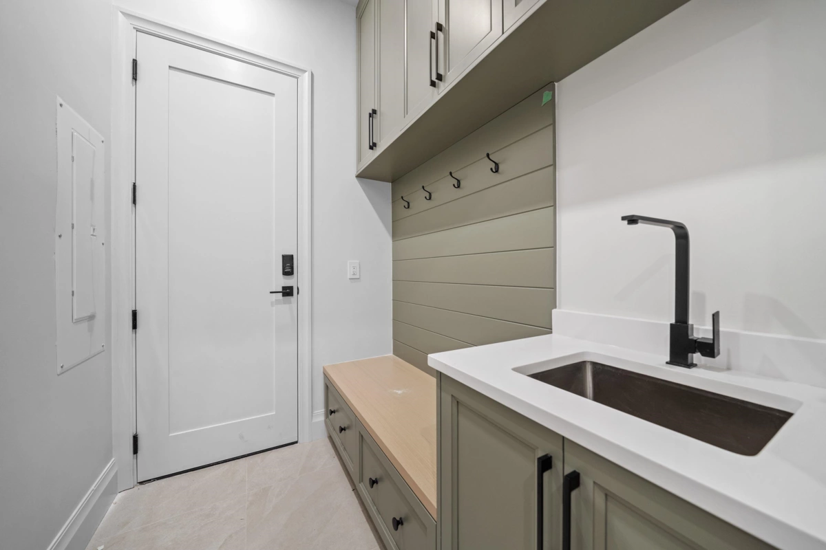 Walk-In Closet Photo of 101 18171 59 Avenue, Surrey, BC