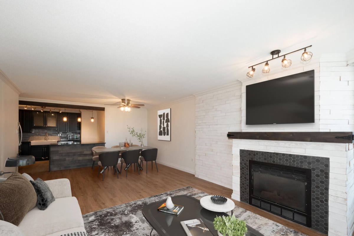 Dining Area Photo of 605 1245 Quayside Drive, New Westminster, BC