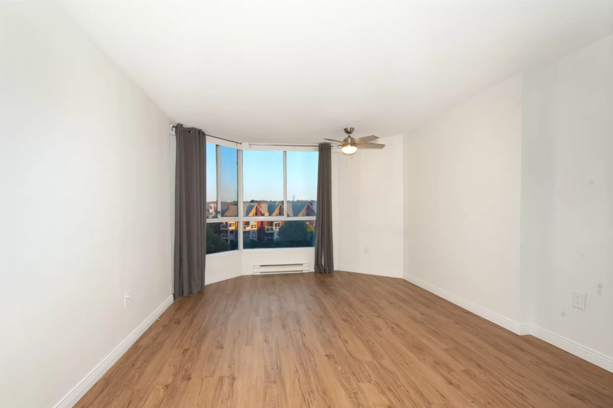 Primary Bathroom Photo of 605 1245 Quayside Drive, New Westminster, BC