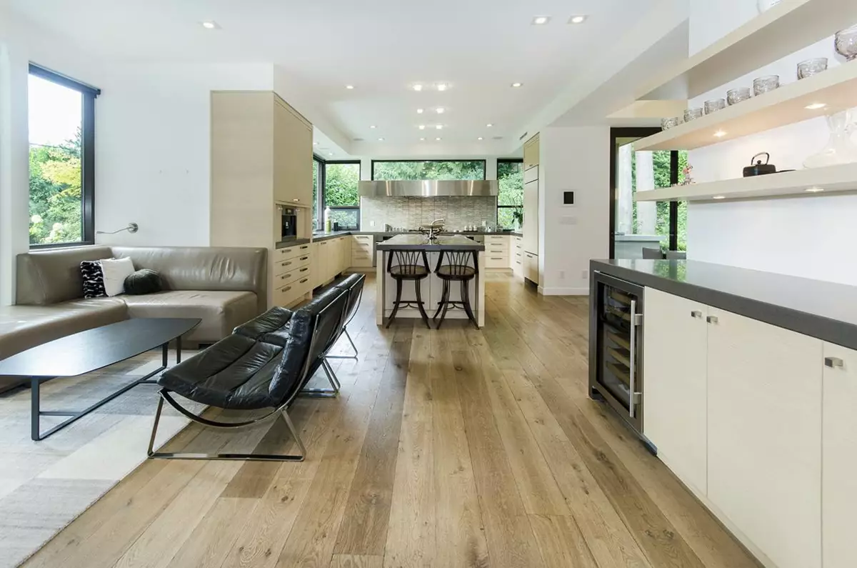 Breakfast Nook Photo of 2998 Rosebery Avenue, West Vancouver, BC