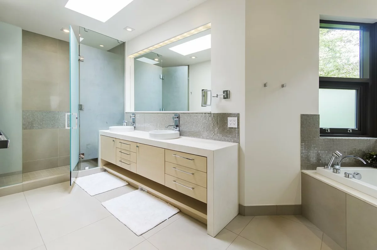 Powder Room Photo of 2998 Rosebery Avenue, West Vancouver, BC