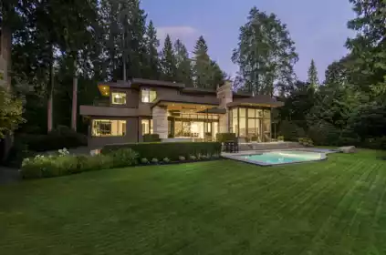 2998 Rosebery Avenue, West Vancouver, BC