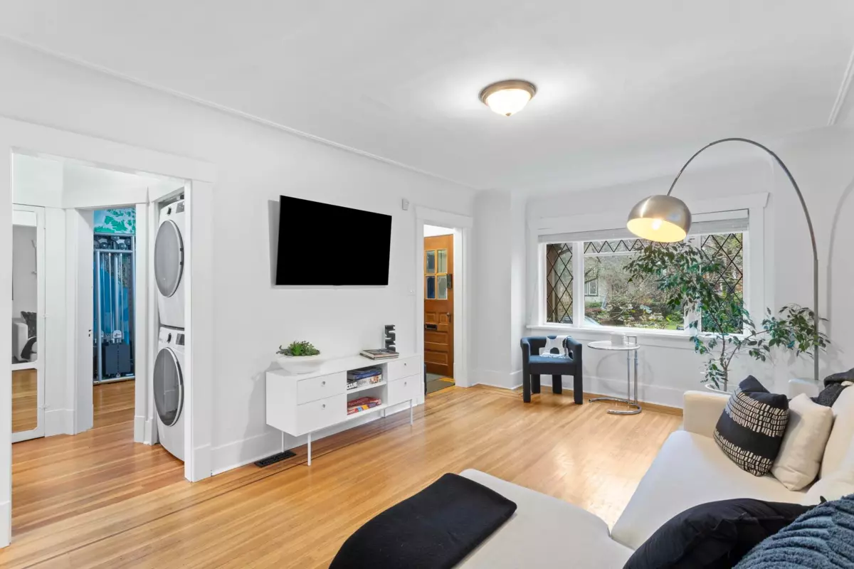Family Room Photo of 3716 W 30th Avenue, Vancouver, BC