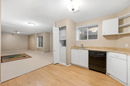 Garden / Landscaping Photo of 14788 31 Avenue, Surrey, BC