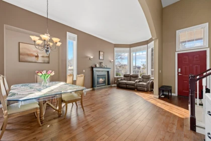 Kitchen Island Photo of 14788 31 Avenue, Surrey, BC