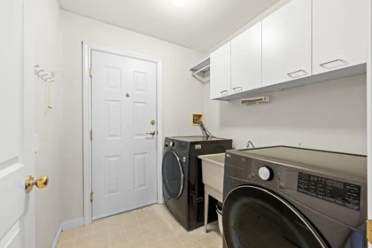 Laundry Room Photo of 14788 31 Avenue, Surrey, BC