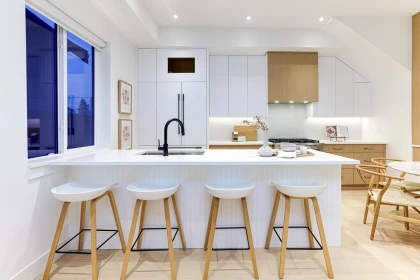 Kitchen Photo of 1 944 E 13 Avenue, Vancouver, BC