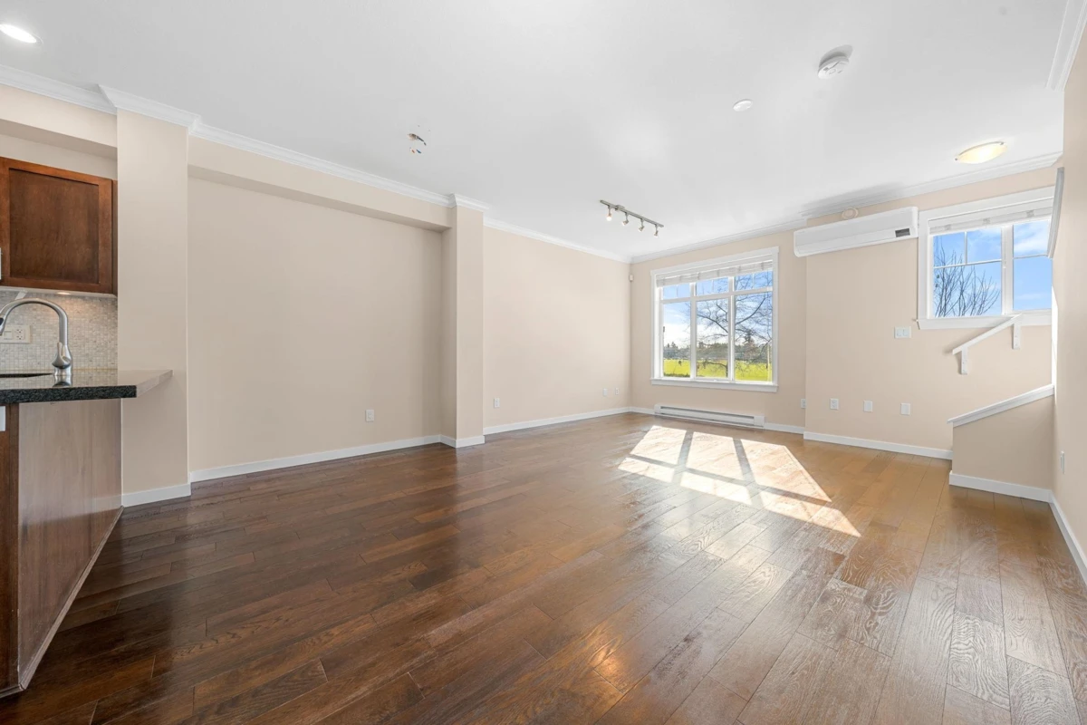 Family Room Photo of 4 9580 Alberta Road, Richmond, BC