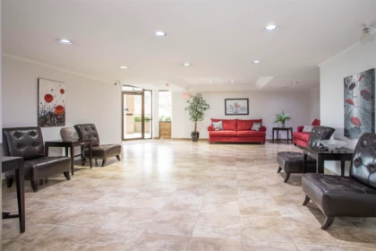 Garden / Landscaping Photo of 507 1350 Vidal Street, White Rock, BC