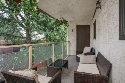 Staircase Photo of 507 1350 Vidal Street, White Rock, BC