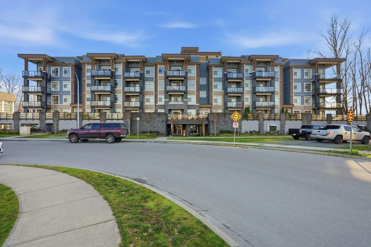 Exterior Rear Photo of 301 45562 Airport Road, Chilliwack, BC