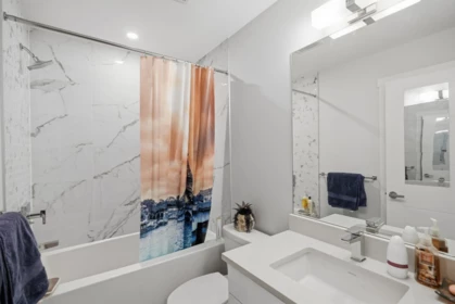 Laundry Room Photo of 301 45562 Airport Road, Chilliwack, BC