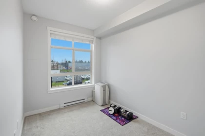 Mudroom Photo of 301 45562 Airport Road, Chilliwack, BC