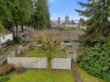 1970 Gordon Avenue, West Vancouver, BC, West Vancouver — Single Family Residence for sale