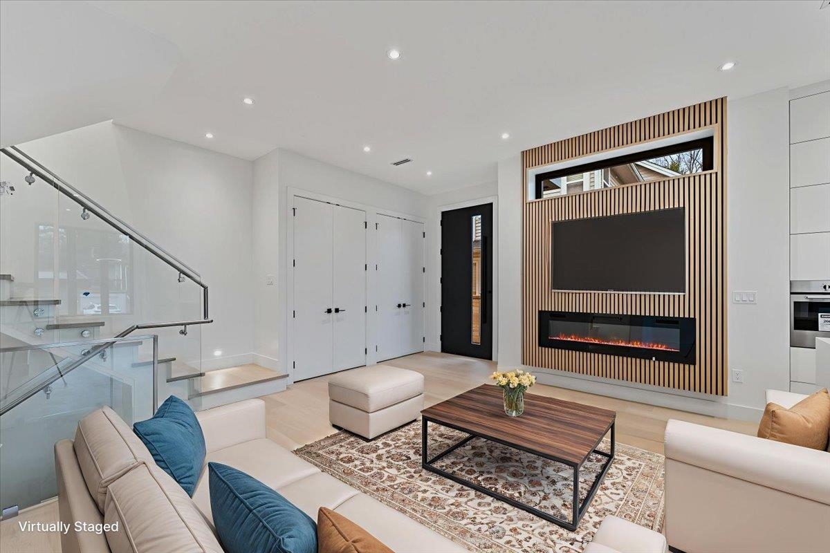Family Room Photo of 102 1518 Hatton Avenue, Burnaby, BC