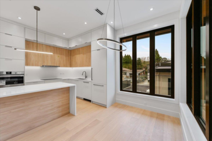 Primary Bathroom Photo of 102 1518 Hatton Avenue, Burnaby, BC