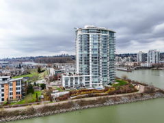 TH511 210 Salter Street, New Westminster, BC