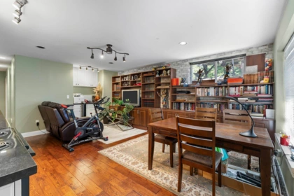 Staircase Photo of 9764 180 Street, Surrey, BC