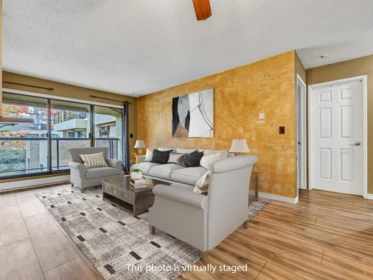 211 10157 University Drive, Surrey, BC, Surrey — Apartment/Condo for sale
