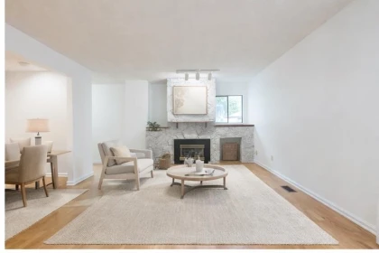 Powder Room Photo of 104 12745 16 Avenue, Surrey, BC