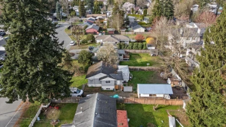 Hot Tub / Spa Photo of 7680 Blott Street, Mission, BC