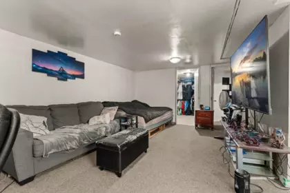 Mudroom Photo of 7680 Blott Street, Mission, BC