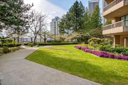Hot Tub / Spa Photo of 1608 2041 Bellwood Avenue, Burnaby, BC