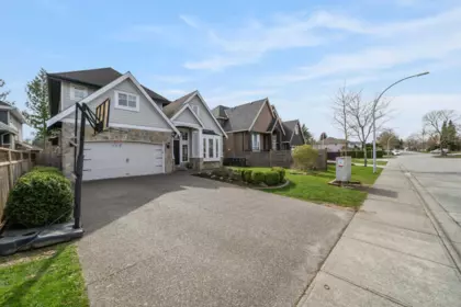 15830 80a Avenue, Surrey, BC, Surrey — Single Family Residence for sale