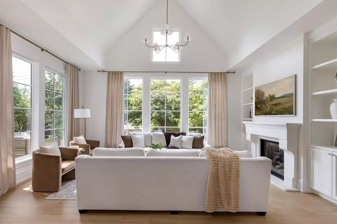 Living Room Photo of 1688 127 Street, Surrey, BC