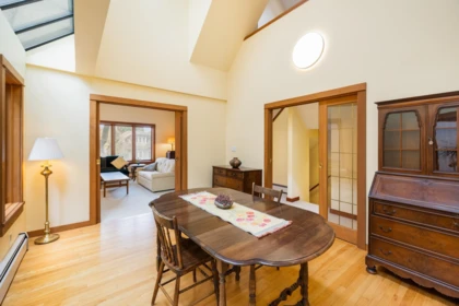 Kitchen Photo of 4548 W 7th Avenue, Vancouver, BC