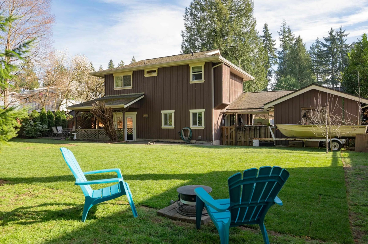 Family Room Photo of 20157 43 Avenue, Langley, BC
