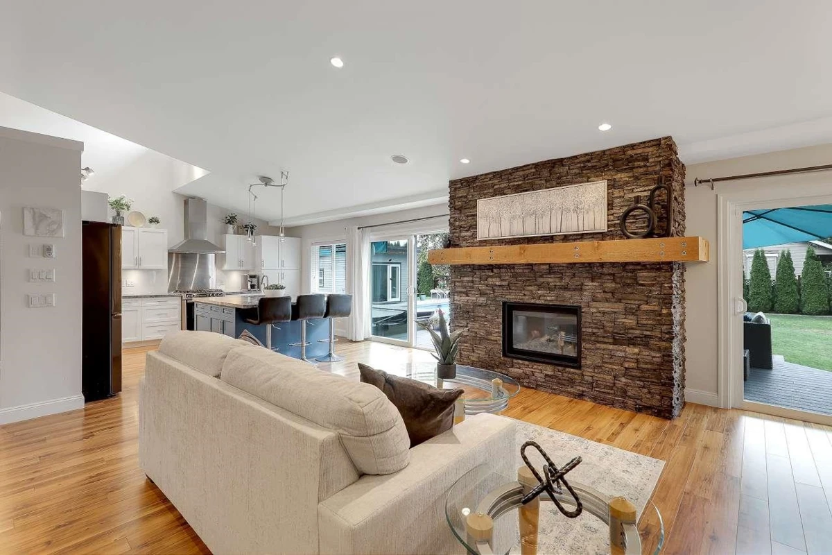 Family Room Photo of 4930 196 Street, Langley, BC