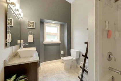 Laundry Room Photo of 4930 196 Street, Langley, BC