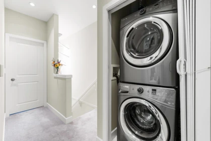 Guest Bathroom Photo of 3 6511 No. 2 Road, Richmond, BC