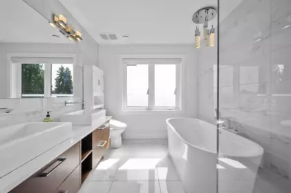 Hallway Photo of 1468 Kings Avenue, West Vancouver, BC
