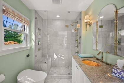 Mudroom Photo of 1519 W 35th Avenue, Vancouver, BC