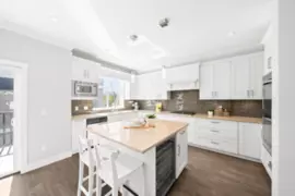 62 6591 195a Street, Surrey, BC